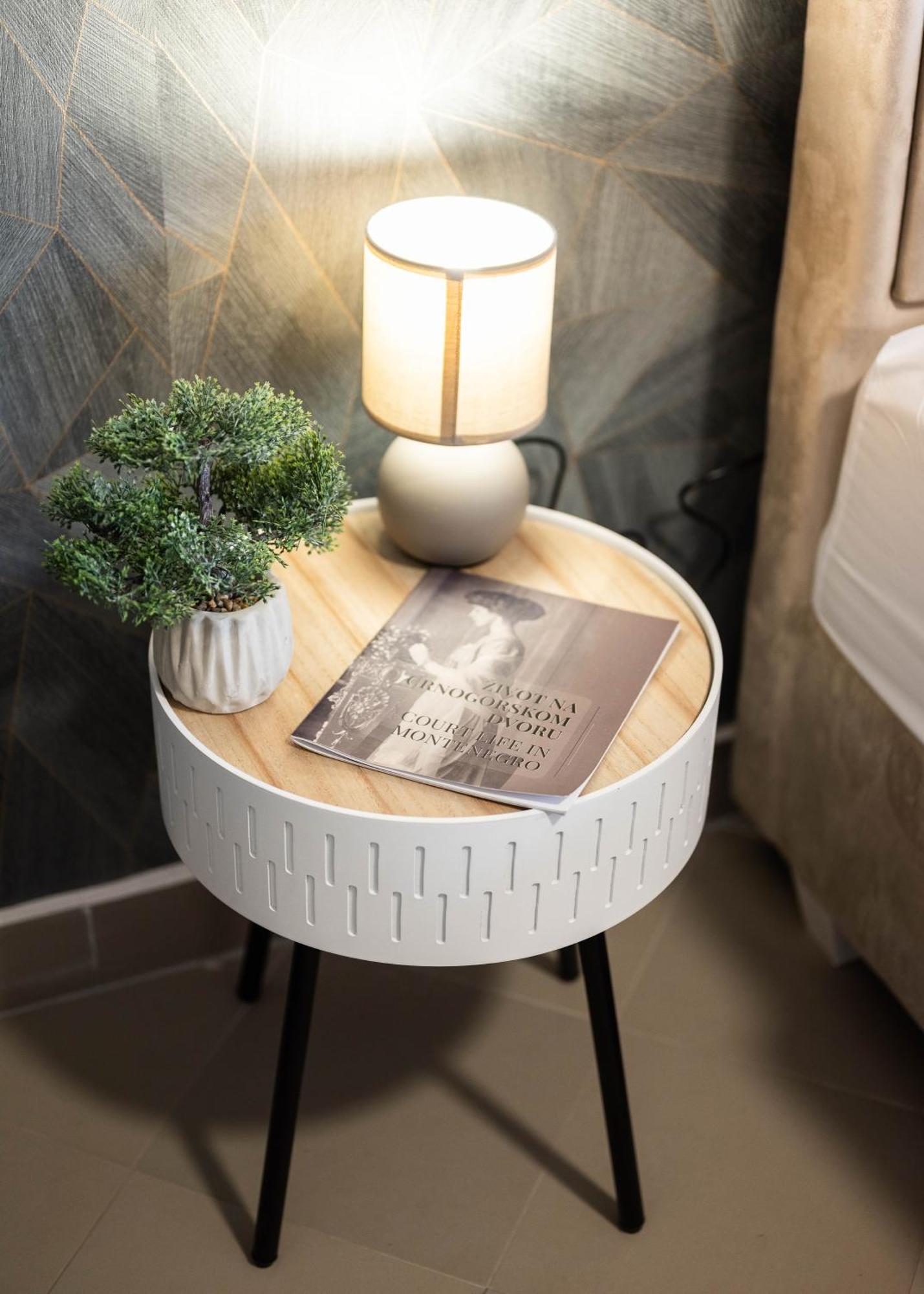 Studio Apartment Cudo Nevidjeno Karuc Экстерьер фото
