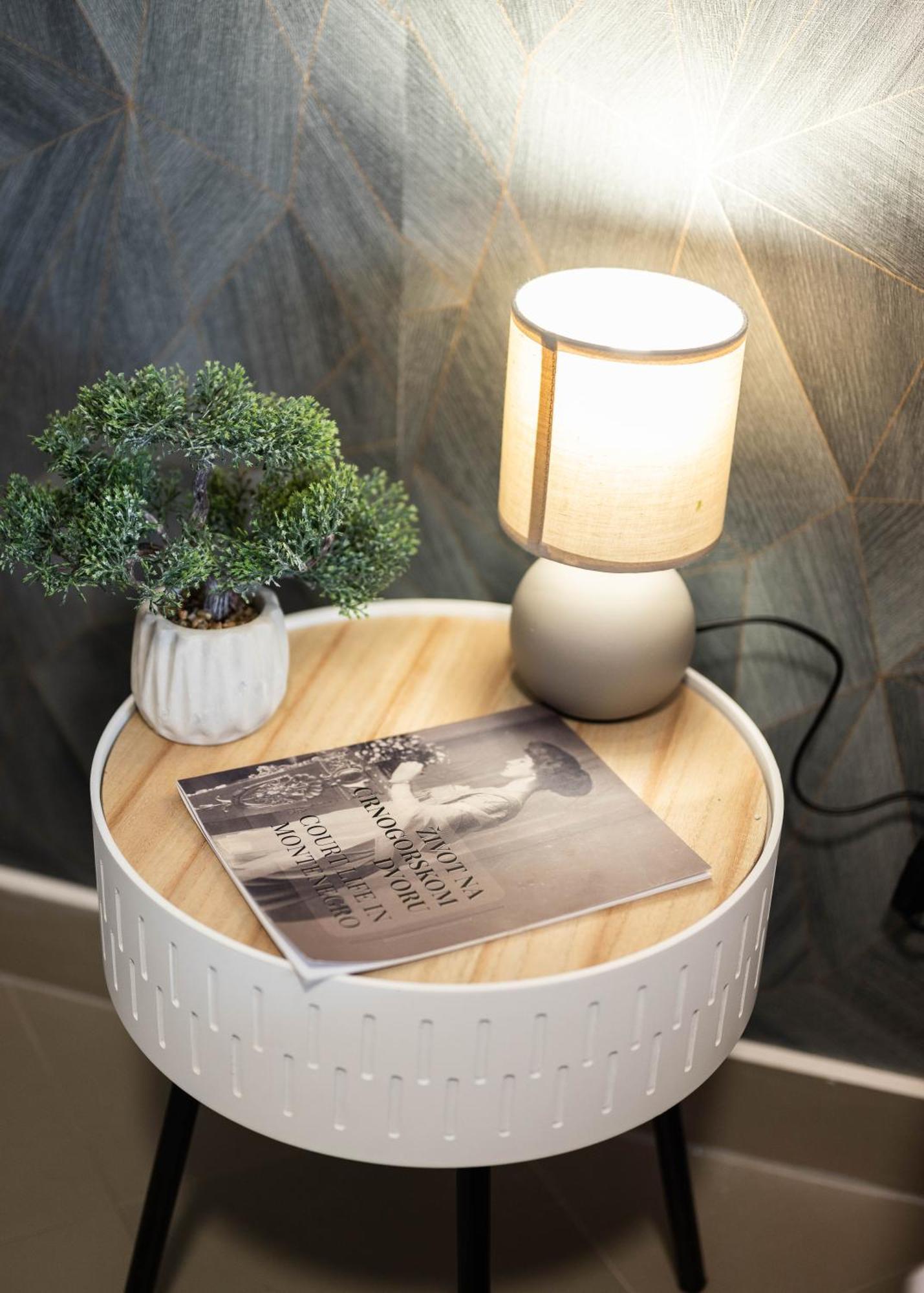 Studio Apartment Cudo Nevidjeno Karuc Экстерьер фото
